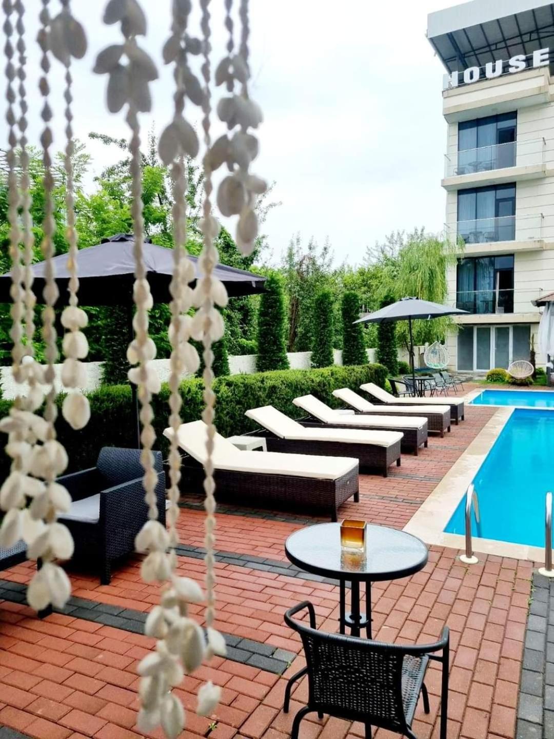 New House Kobuleti Exterior foto